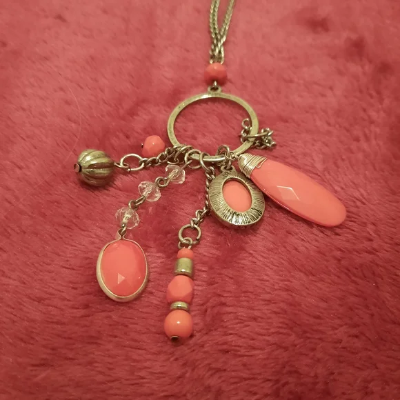 Stylish Coral Dangle Pendant Necklace - Picture 5 of 6